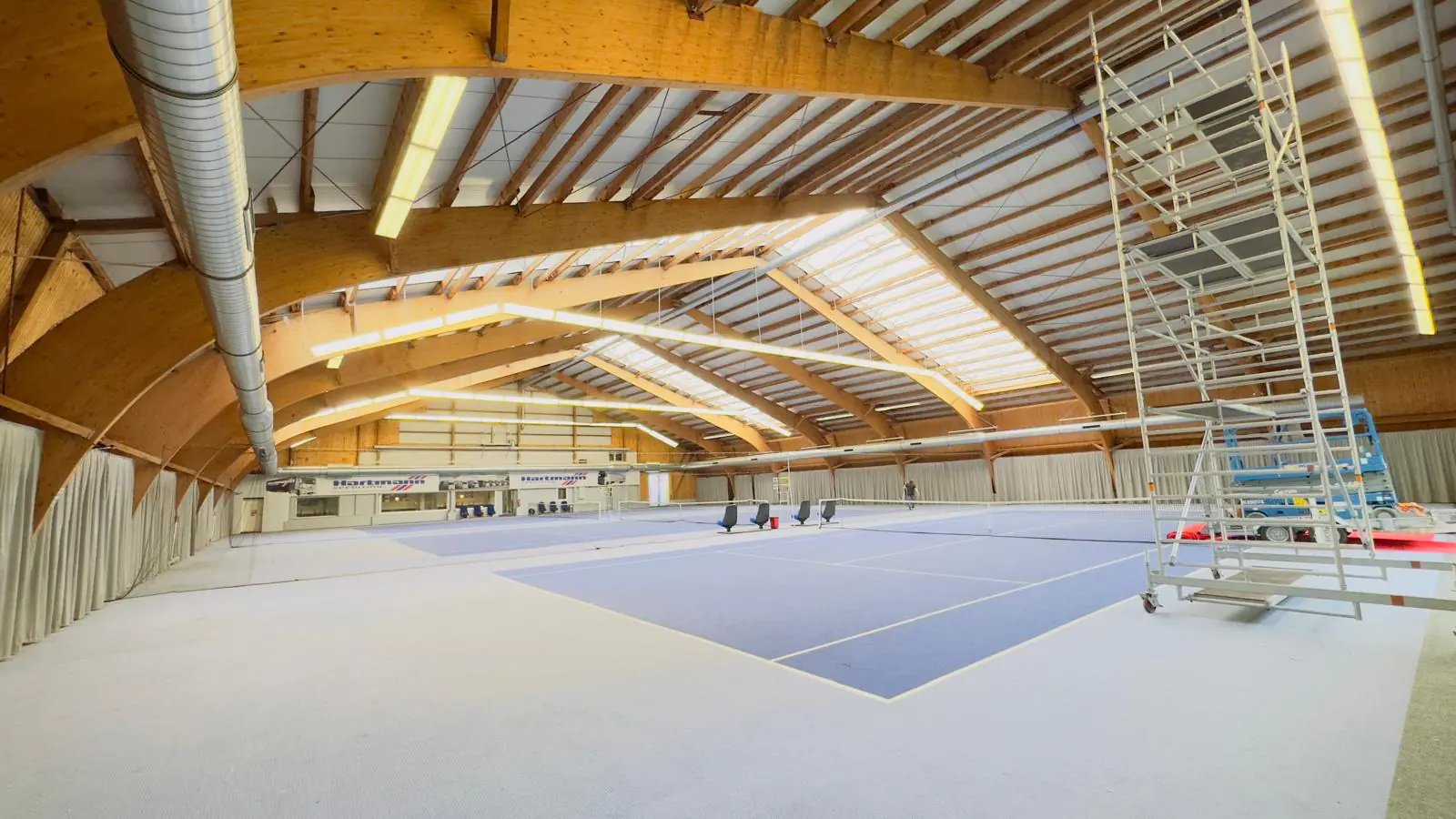 Tennishalle